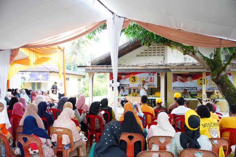Kampanye Cagubri Syamsuar Nomor Urut 3 Pekanbaru Dihadiri Ribuan Warga dengan Penuh Antusias